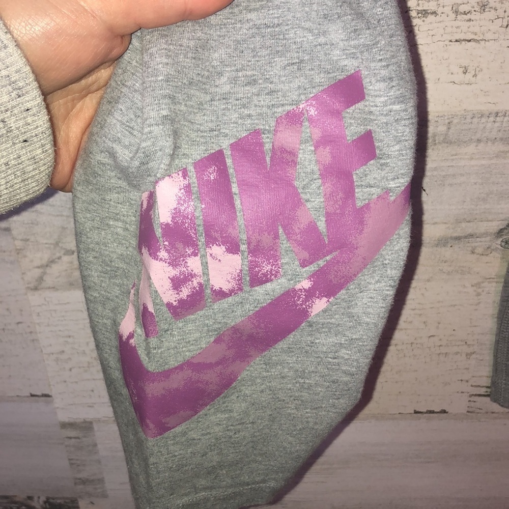 Nike leggings Nike tie dye symbol leggings Nike gray leggings size small Capri - Picture 3 of 5